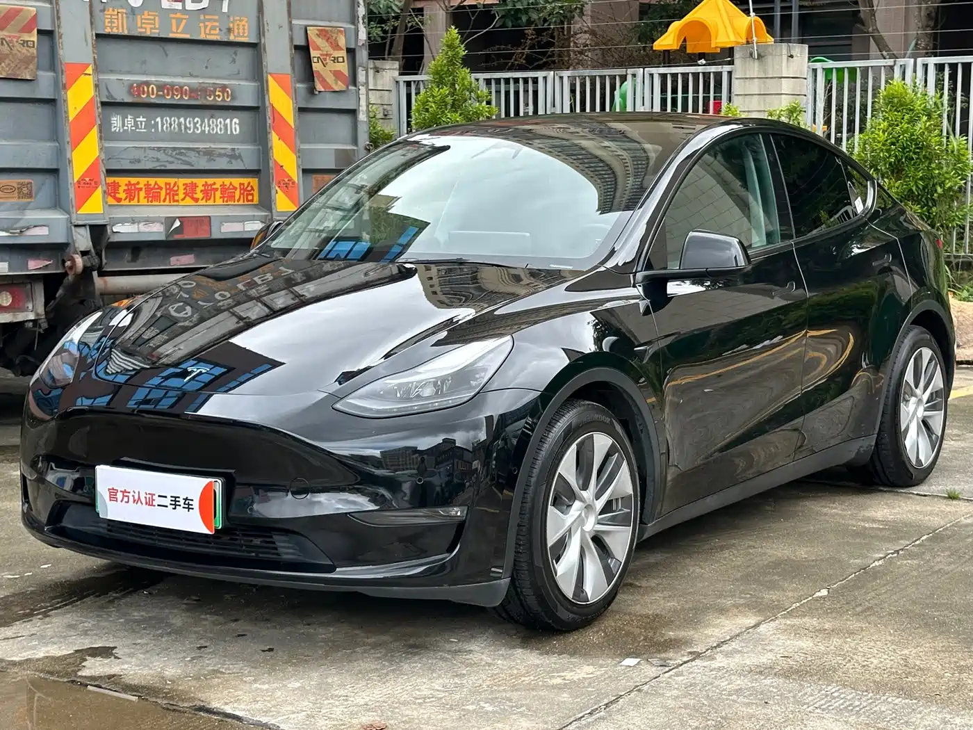 Tesla Model Y 2021