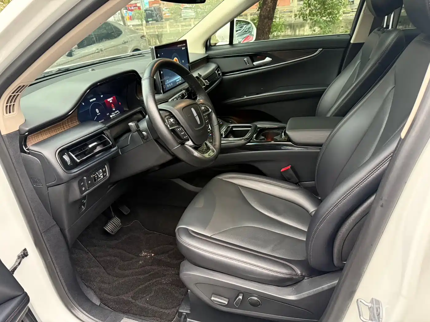 LINCOLN NAVIGATOR
