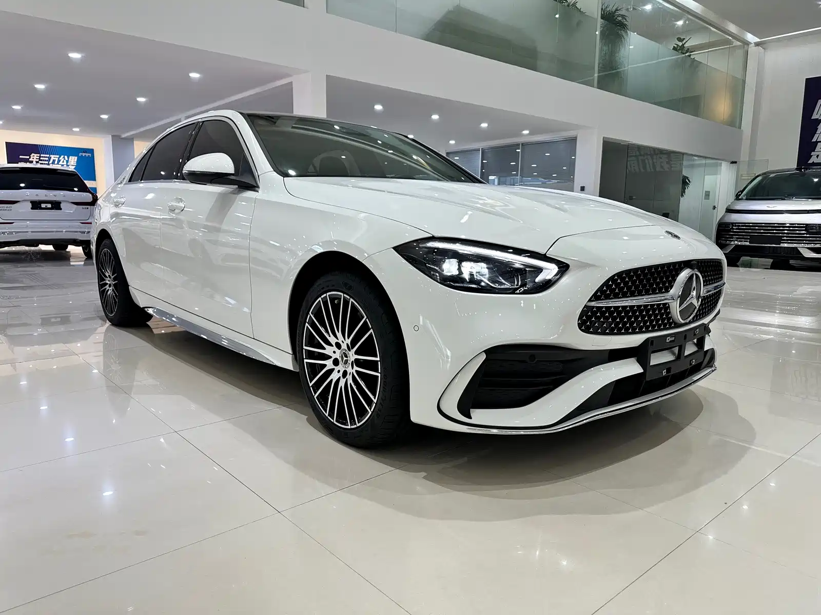 Фото 3 - Mercedes-Benz C-Class