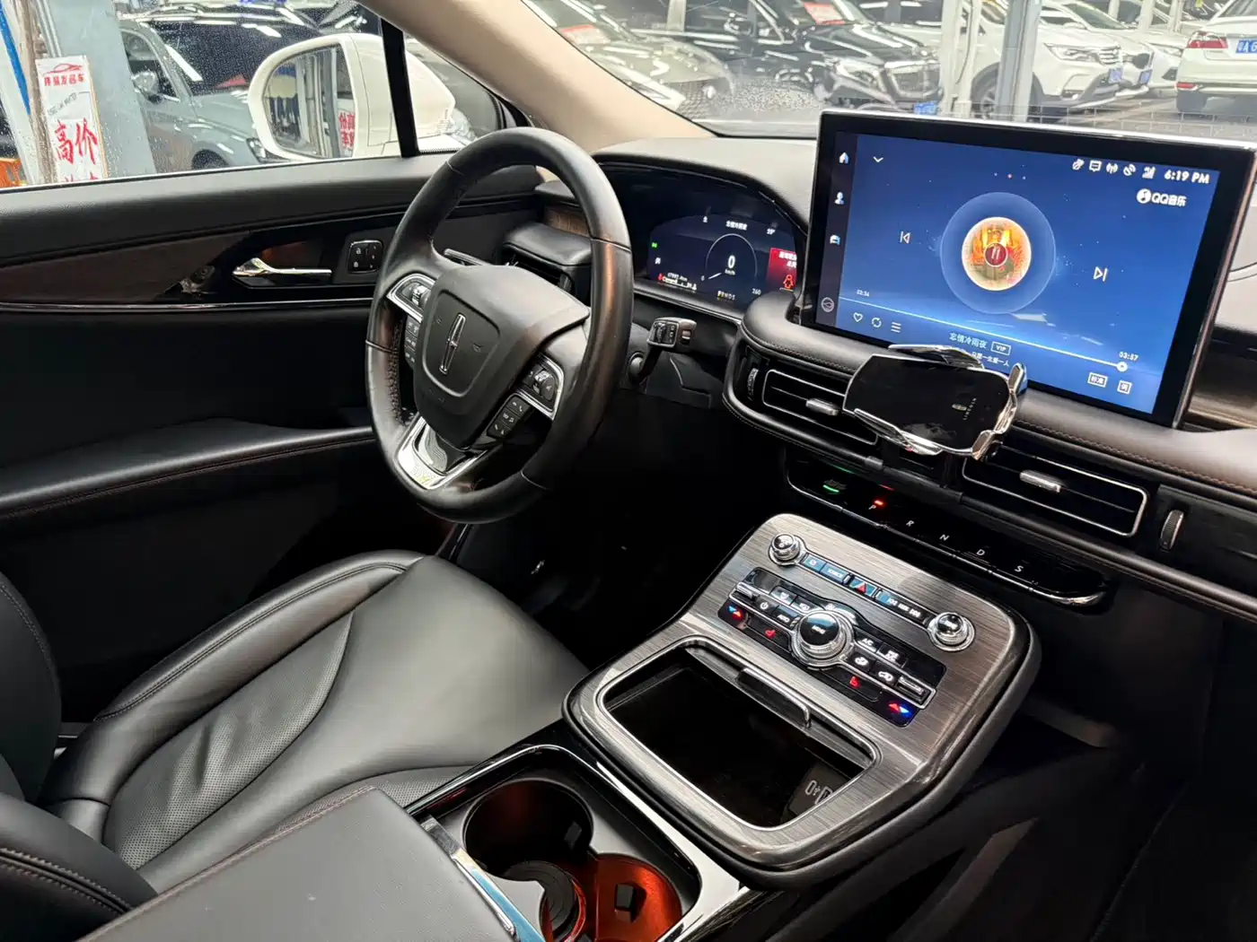 LINCOLN NAVIGATOR
