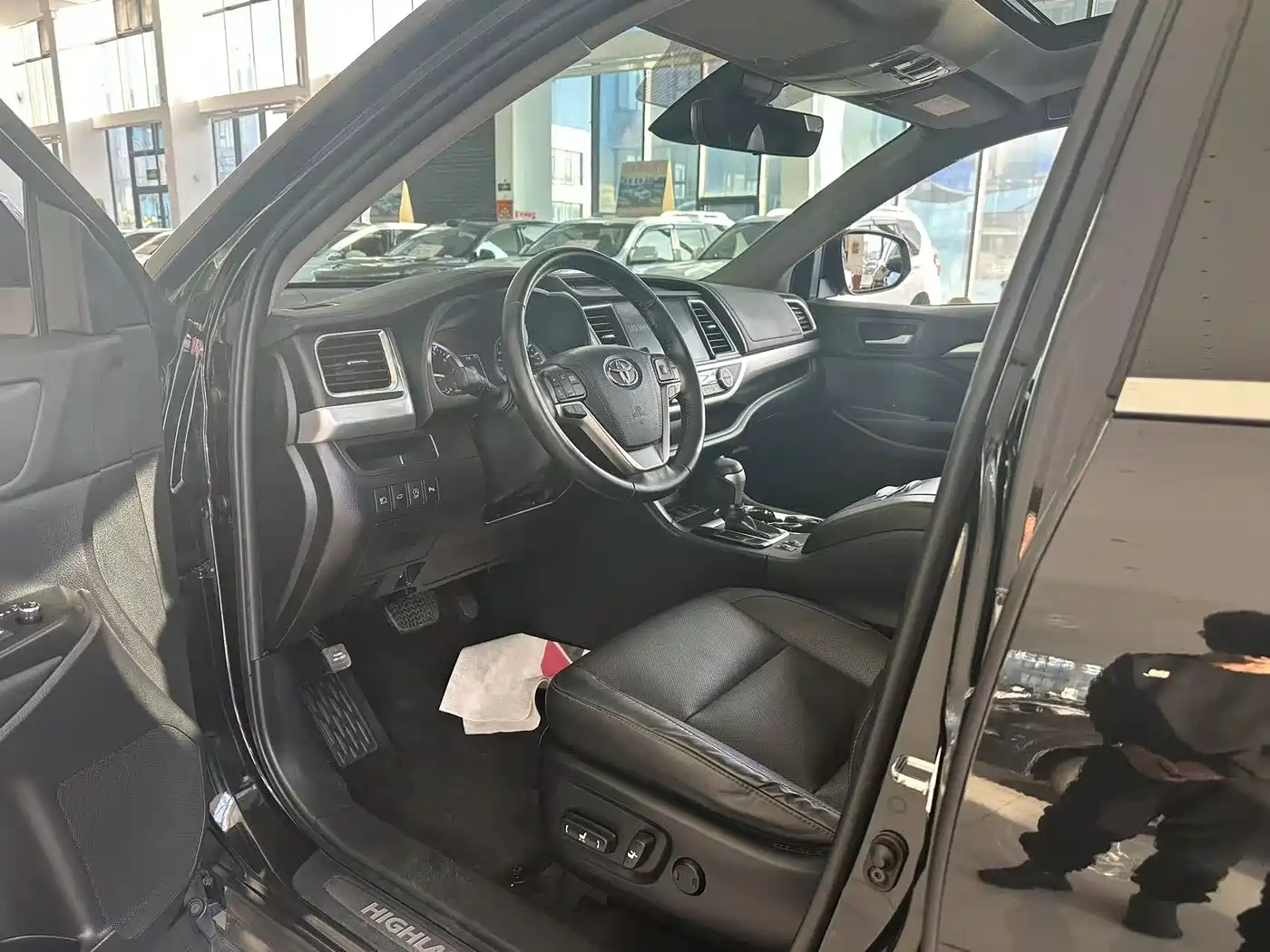 Toyota Highlander 2018 2.0T 4WD Premium 7-seater (China V) фото 7