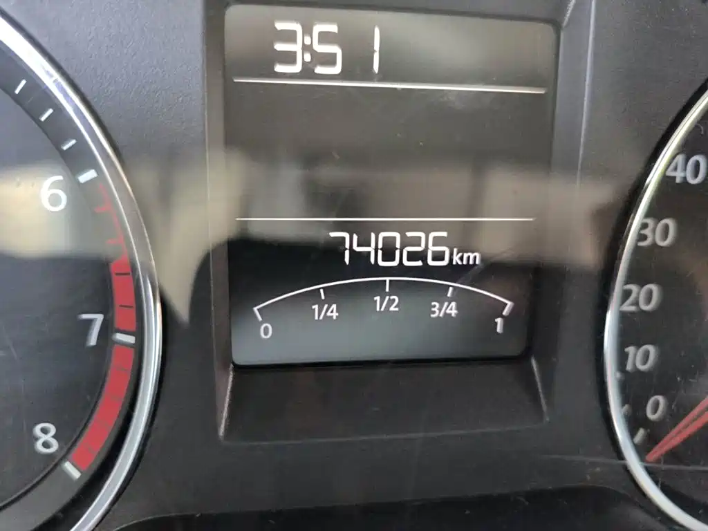 Volkswagen Polo 2015 2014 1.6L Automatic Comfort Edition