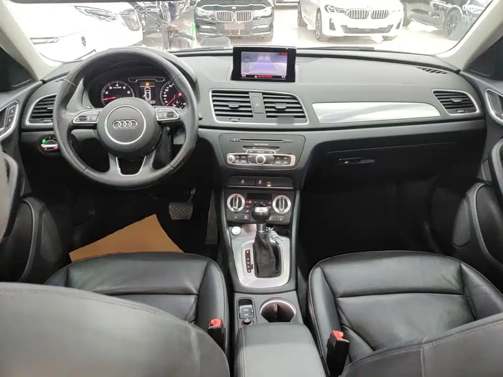 Фото 10 - Audi Q3