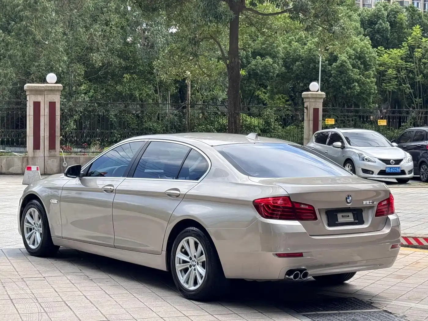 BMW 5 Series 2014 520Li Elegance фото 4