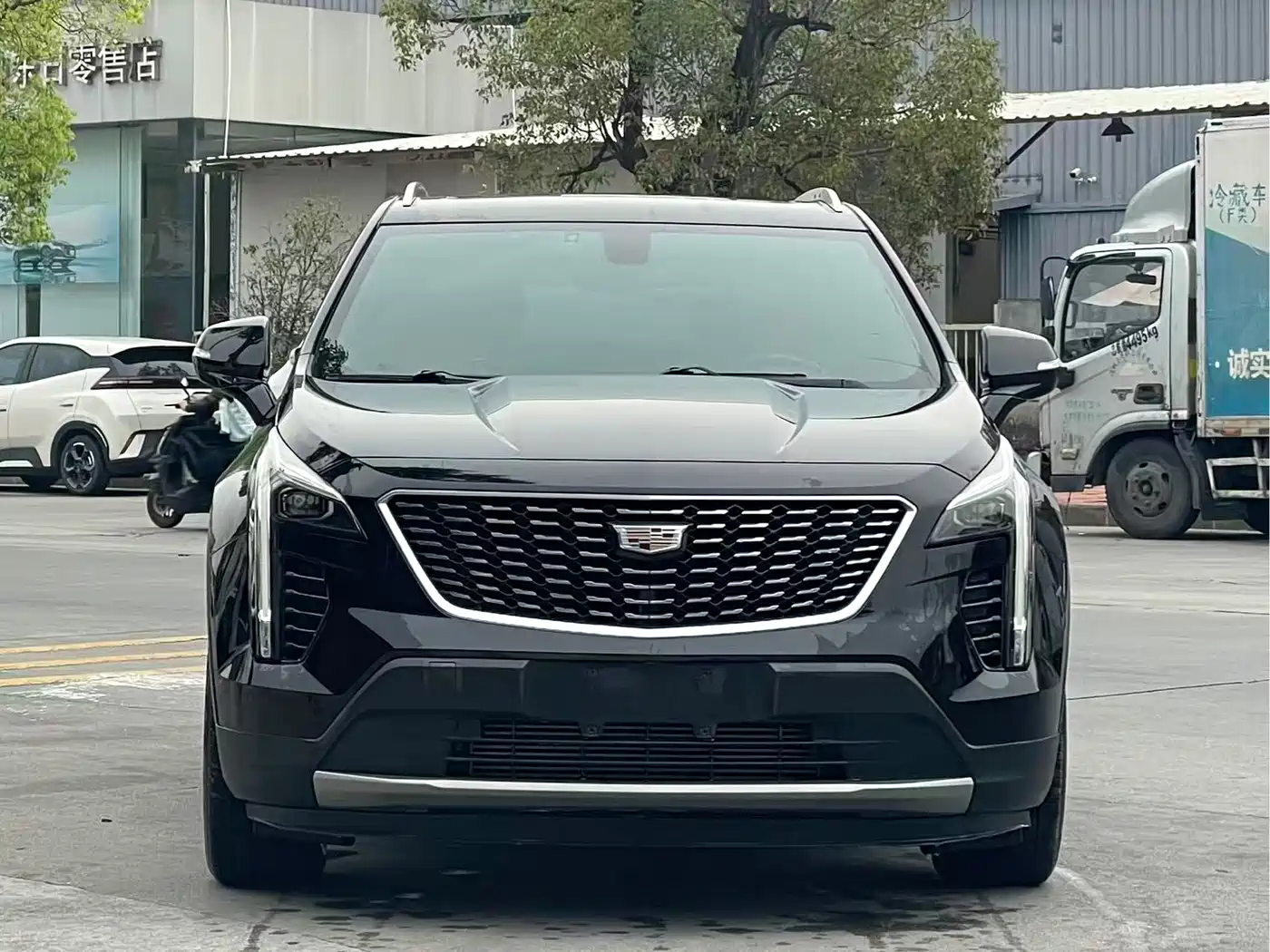 Cadillac XT4 2018 28T FWD Leading Edition фото 2