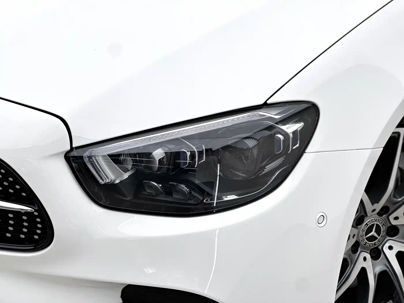 Mercedes-Benz E-Class (Import) 2023 E 300 Coupe фото 17