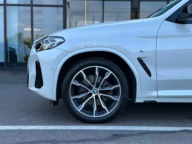 BMW X3 2023 xDrive30i Leading M Night Package — фото 5