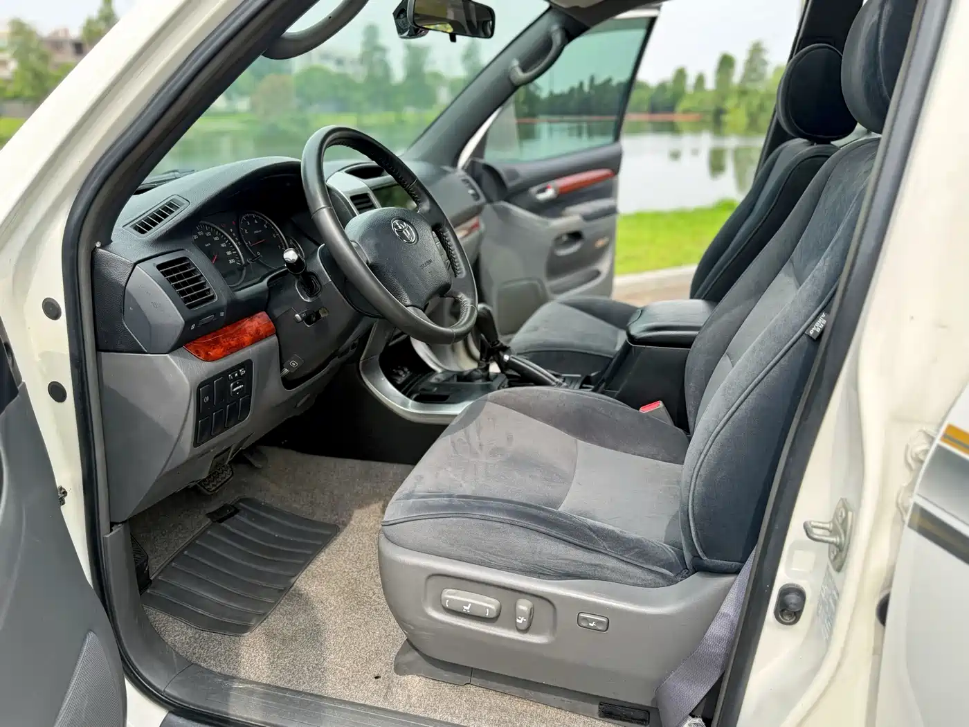 Toyota Prado 2004 2004 4.0L Automatic GX