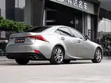 Фото 3 - Lexus IS