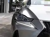Фото 6 - Lexus IS