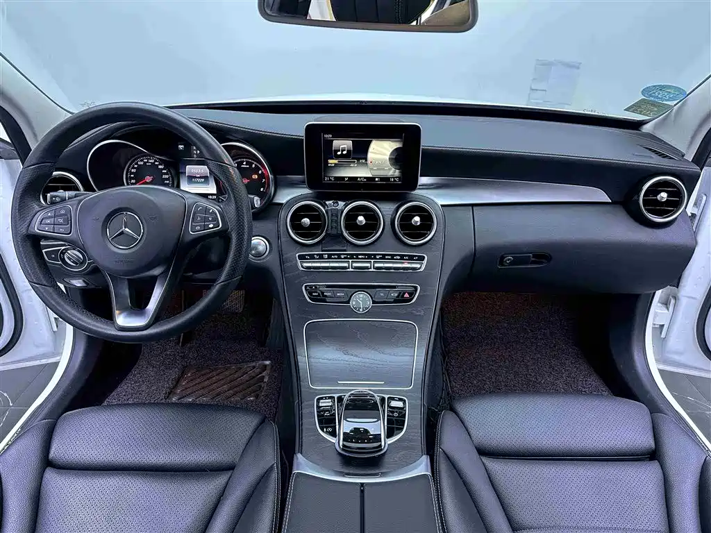 Mercedes-Benz C-Class 2017 C 200 L Sport фото 12