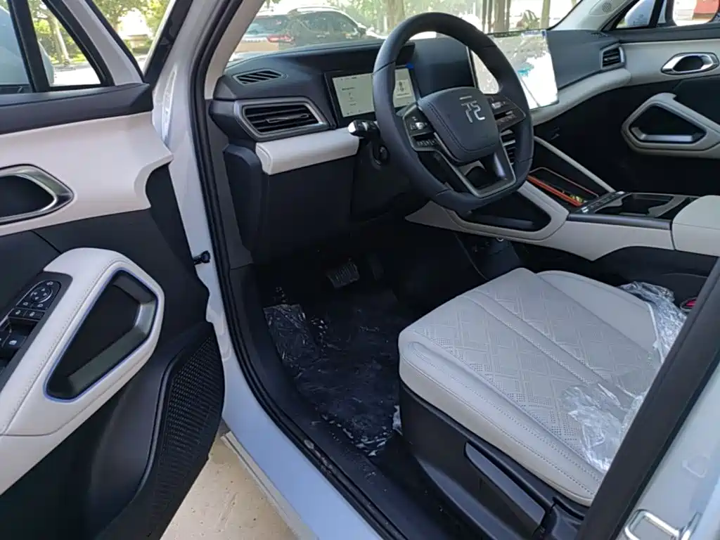 BYD Yuan UP 2026 2025 Smart Drive Edition 401KM Vitality Version