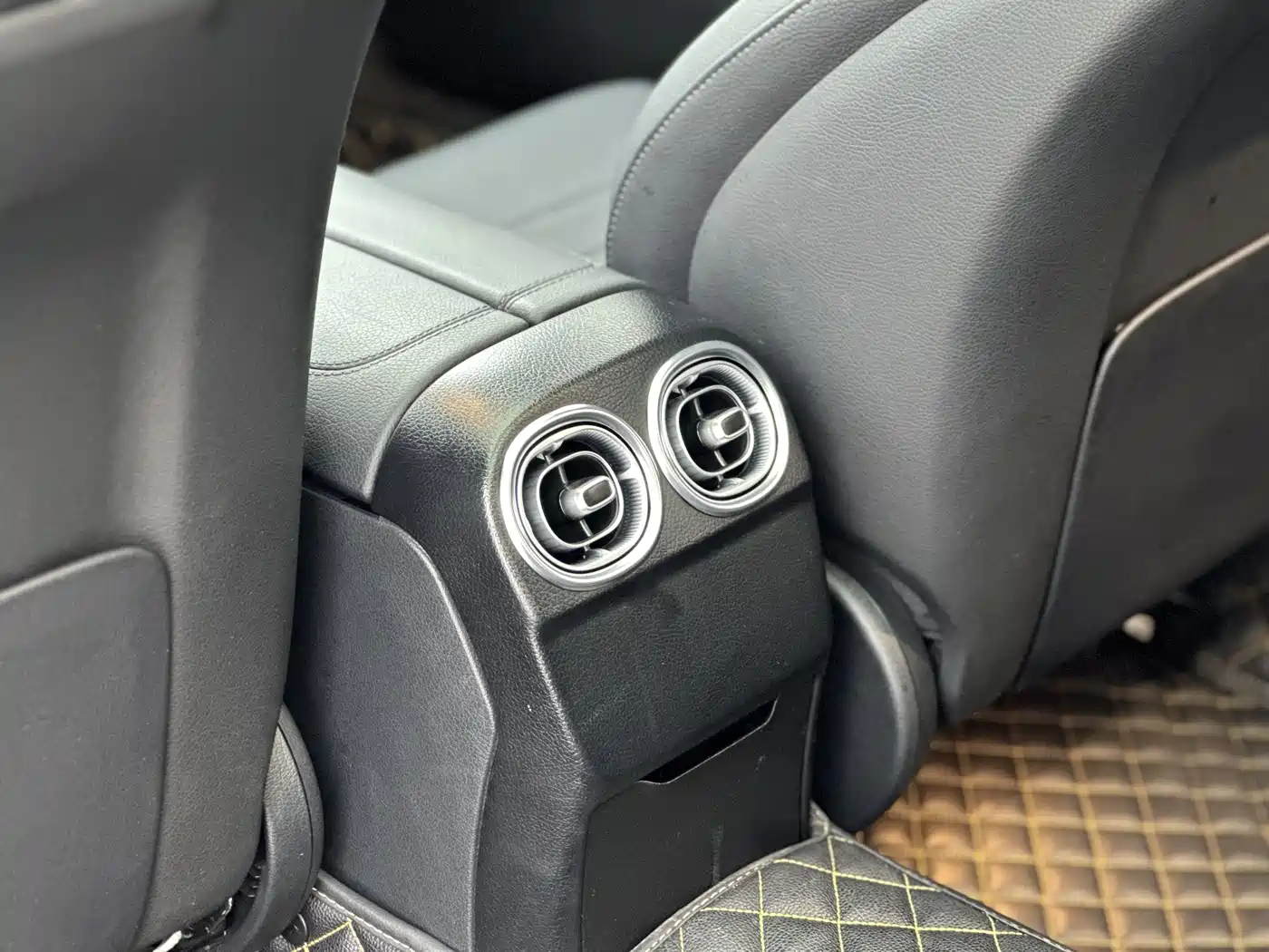 Mercedes-Benz C-Class 2024 C 260 L Sport фото 7