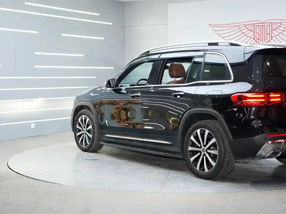 Mercedes-Benz GLB 2024 GLB 220 Fashion фото 3