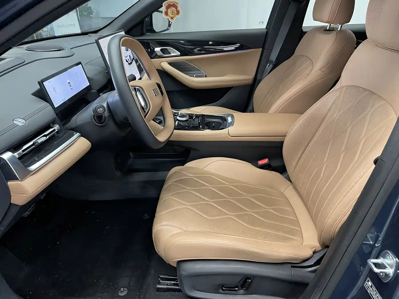 Geely Galaxy Galaxy A7 2025 EM-i фото 5