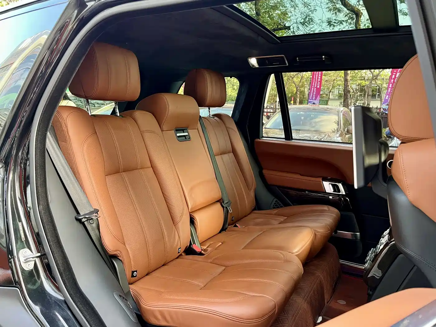 Land Rover Range Rover 2015 3.0 TDV6 Vogue SE Genesis Extended Edition фото 14