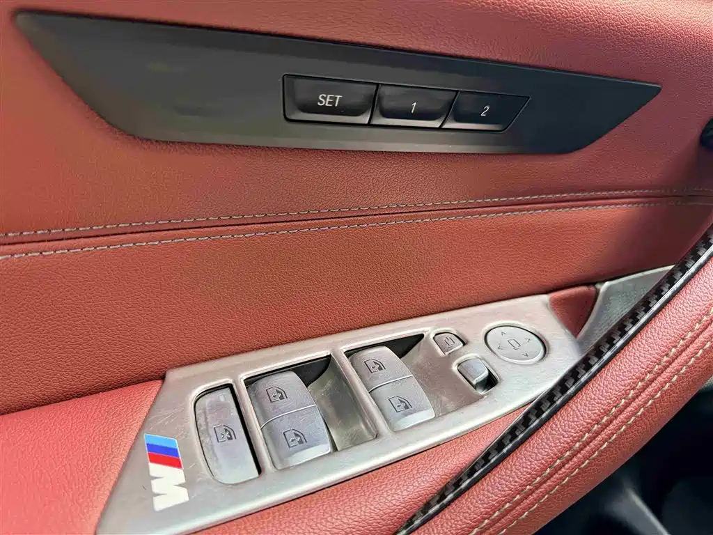 BMW 5 Series New Energy 2022 Facelift 535Le M Sport Package фото 12