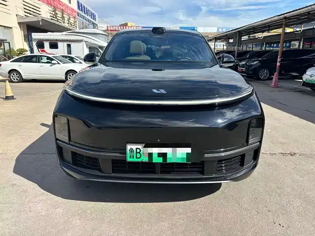 Li Auto Li Xiang L9 2022 Max — фото 2