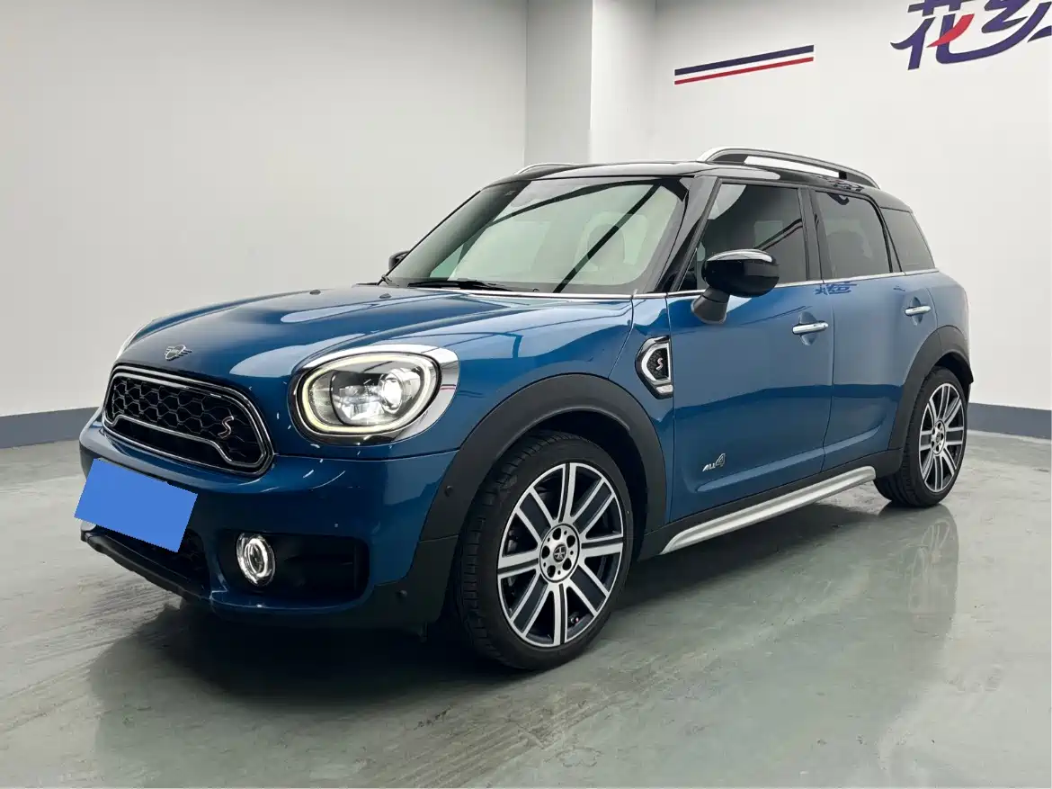 صورة 1 - MINI COUNTRYMAN