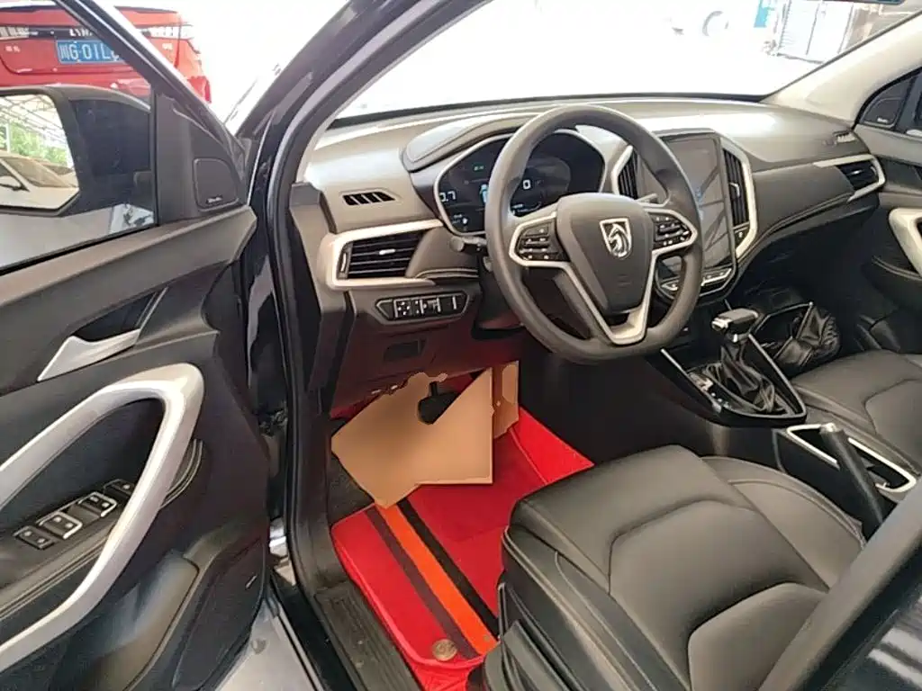 Baojun 530 2020 2020 1.5T CVT Luxury Connect 7-seater