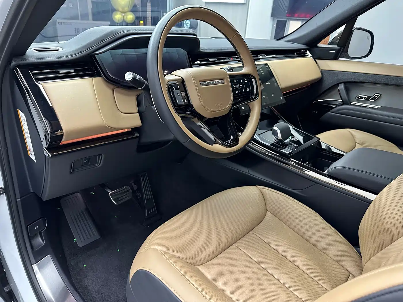 Land Rover Range Rover Sport 2024 400PS Dynamic SE фото 12