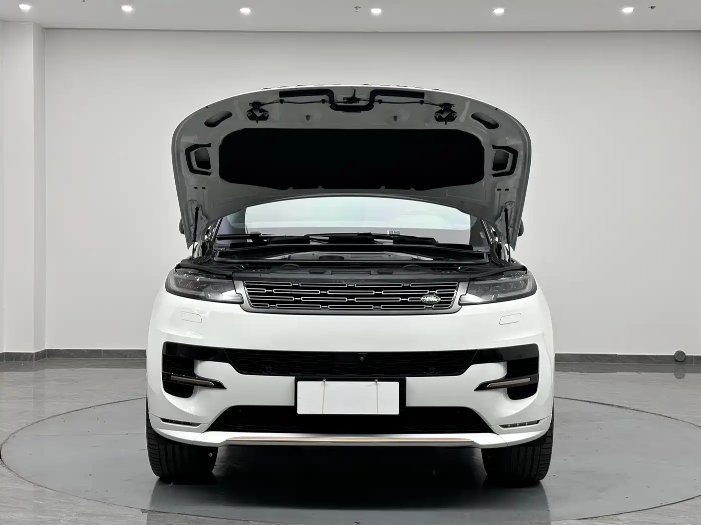 Land Rover Range Rover Sport 2024 400PS Dynamic SE фото 27
