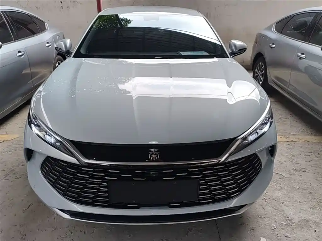 BYD Qin L 2026 DM-i 128KM Progressive фото 3