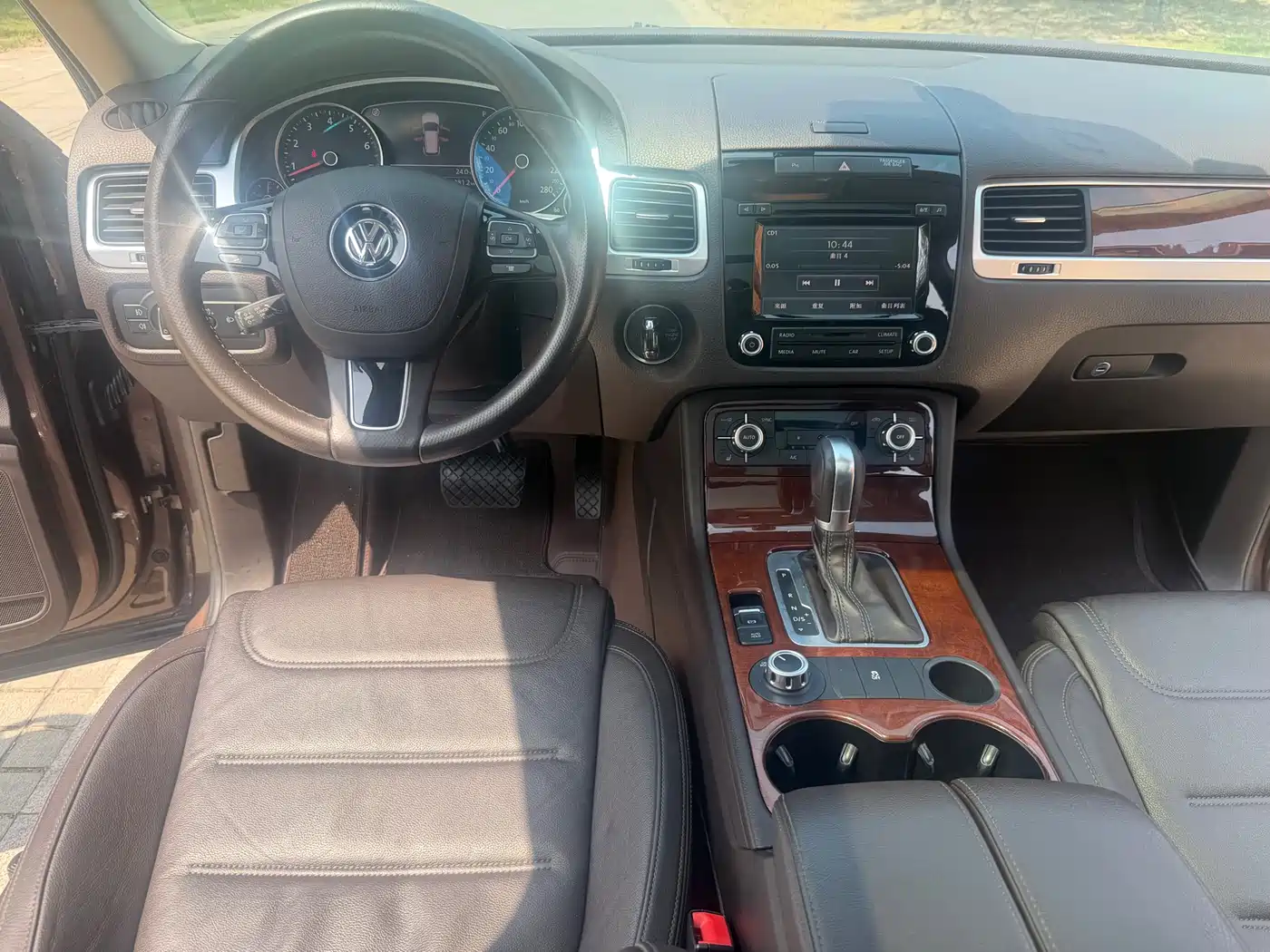 Volkswagen Touareg 2011 3.0TSI Standard фото 17