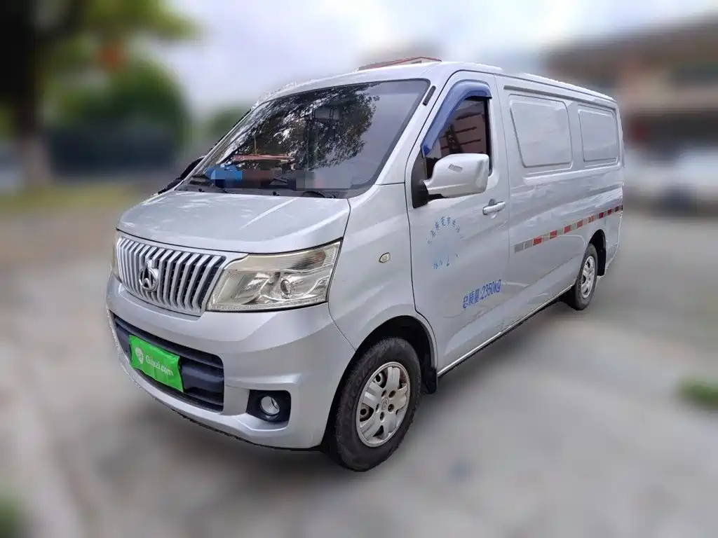 Changan Kaicheng Changan Ruixing M80 2019 2018 1.5L Revised Comfort Model CNG Van Flat Roof Tailgate 4G15S