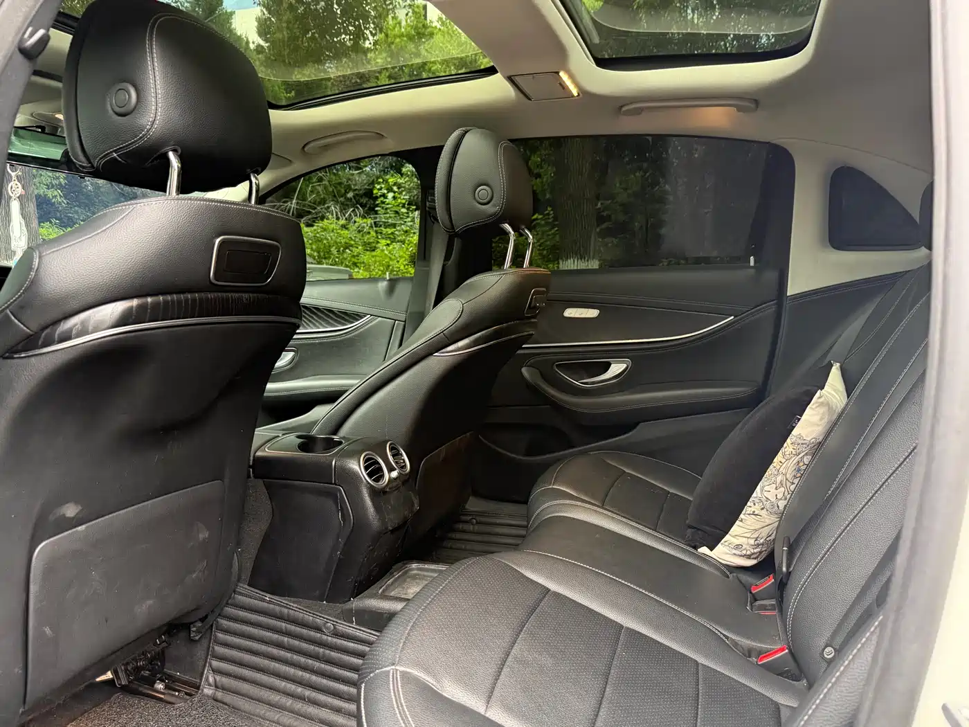 Mercedes-Benz E-Class 2019 E 300 L Sport Fashion фото 6
