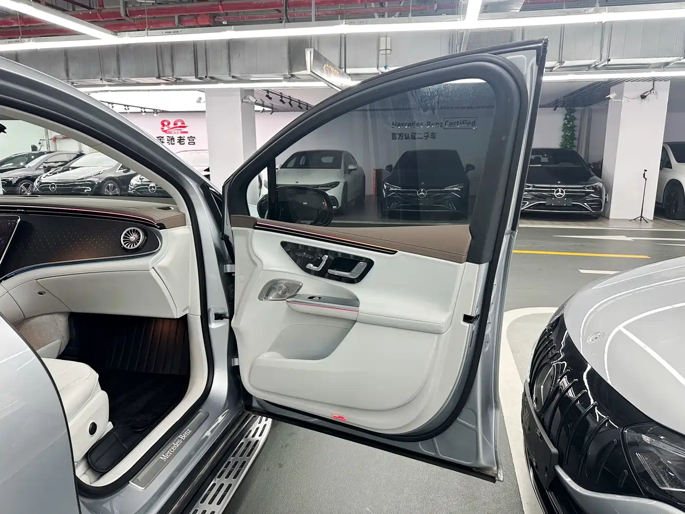 Mercedes-Benz EQE SUV 2023 500 4MATIC Special Edition фото 11