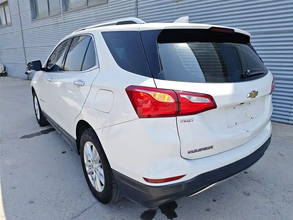 Chevrolet Equinox 2018 535T Automatic Control Edition фото 23