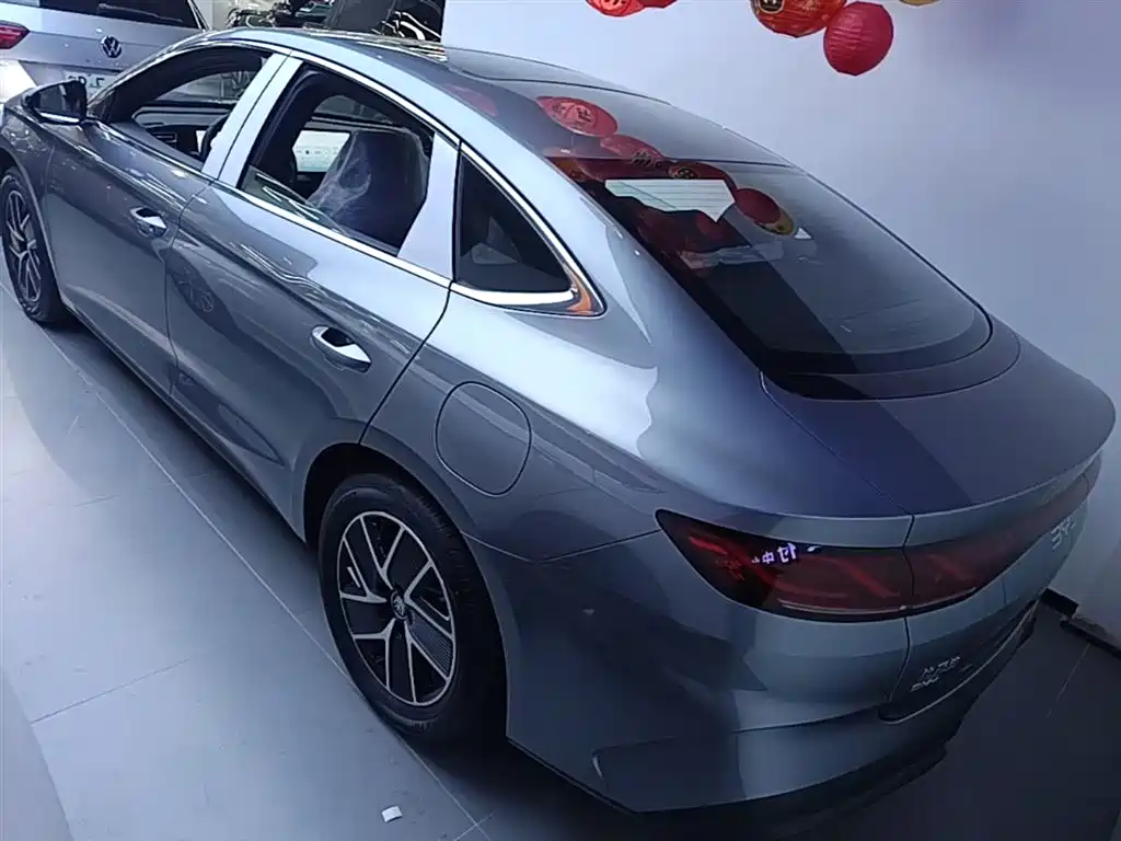 BYD Qin L 2024 DM-i 120KM Leading фото 5