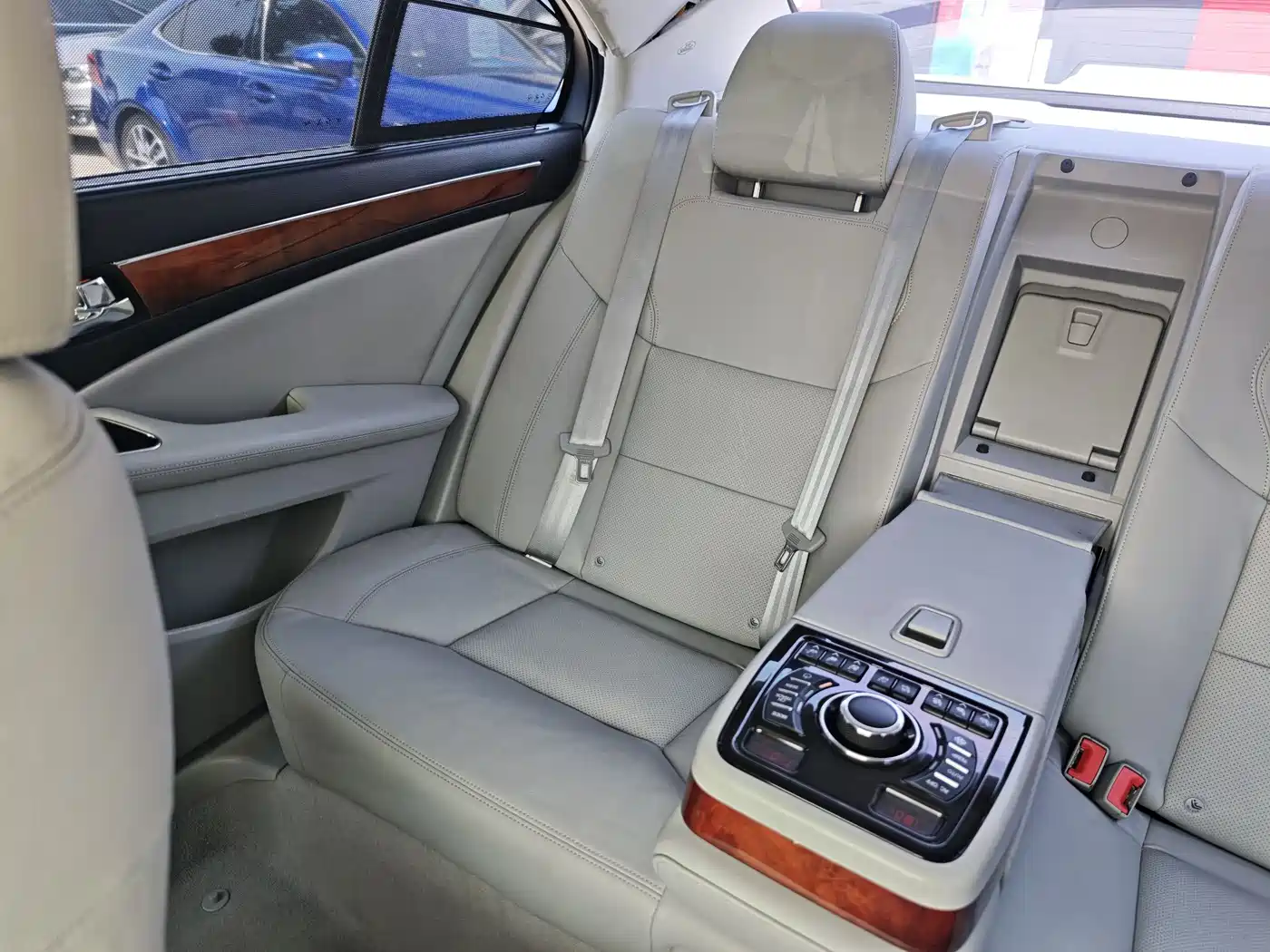 Hongqi H7 2015 2.0T Luxury фото 23