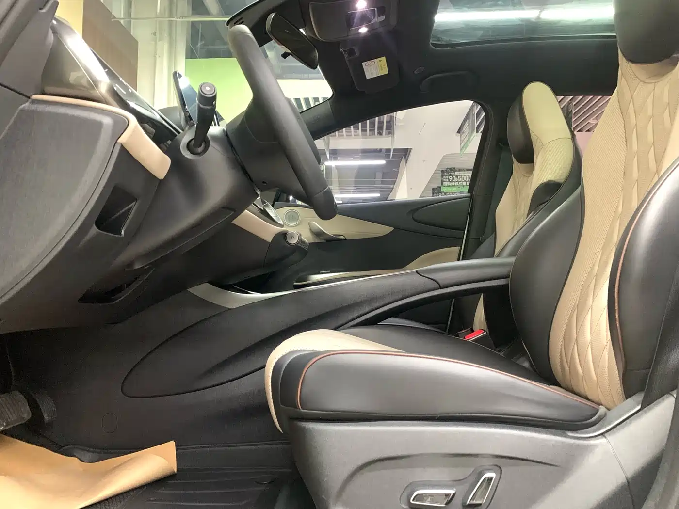 BYD Dolphin 2021 Model 405km Fashion Edition фото 8