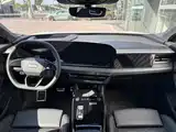 Photo 8 - Audi Q6L e-tron
