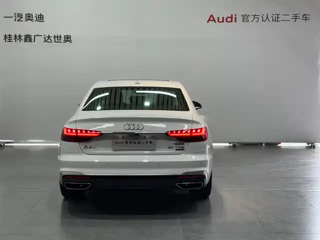 Audi A4L 2020 40 TFSI quattro Luxury Dynamic — фото 5
