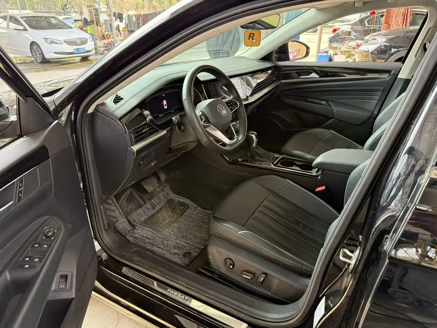 Volkswagen Passat 2023 330TSI Elite Edition фото 3