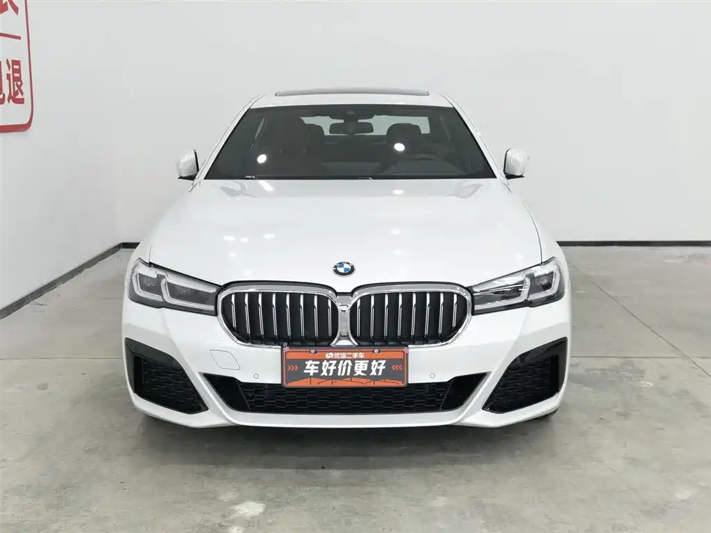 BMW 5 Series 2023 530Li Leading M Sport Package фото 3