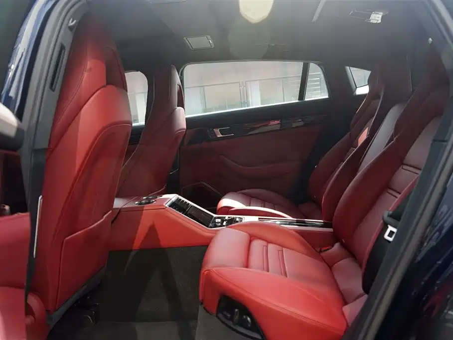 PORSCHE PANAMERA NEW ENERGY