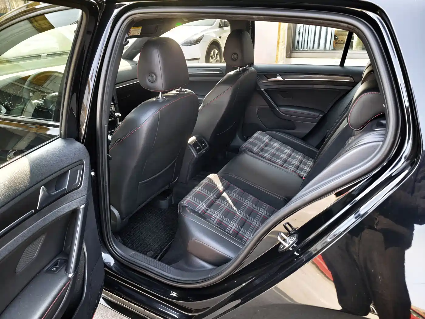 Volkswagen Golf GTI 2018 2.0TSI GTI фото 9