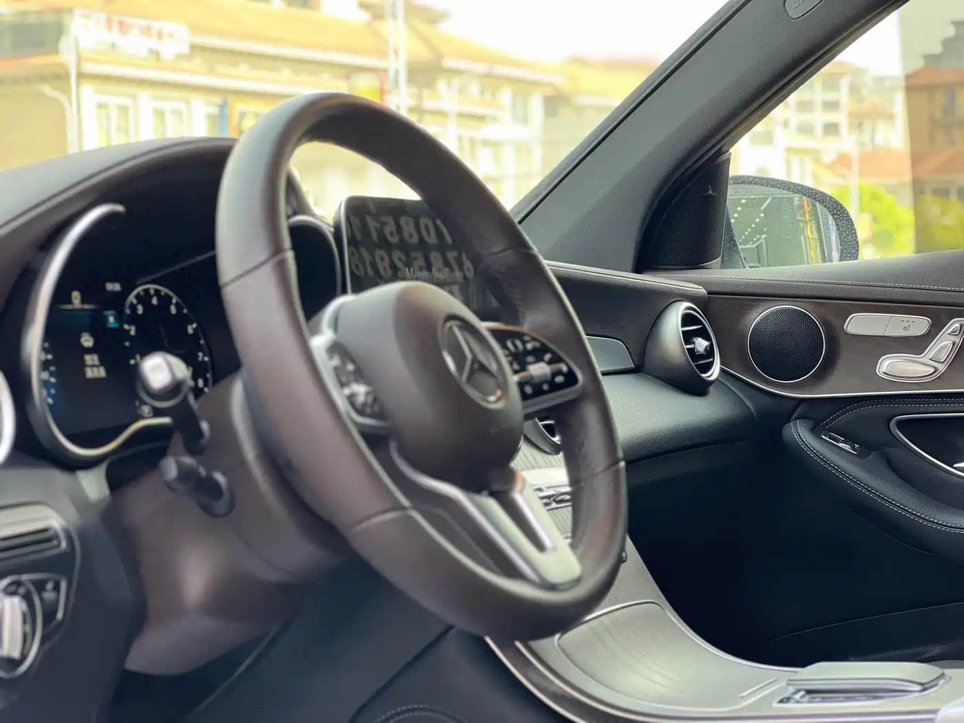 Mercedes-Benz GLC 2020 GLC 300 L 4MATIC Dynamic фото 4