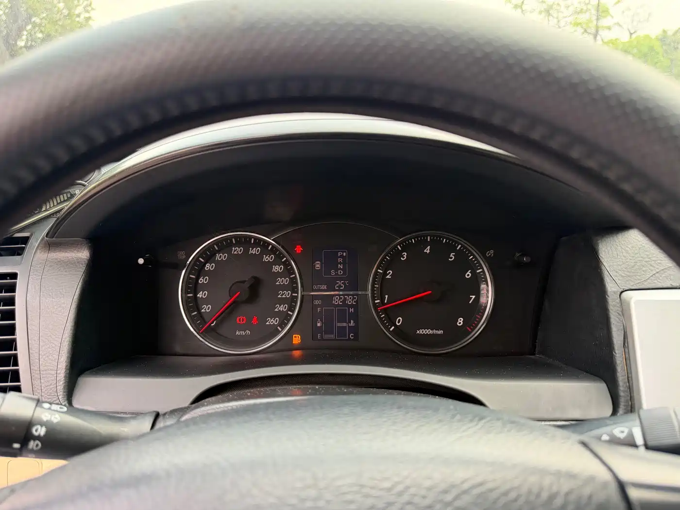 Toyota Reiz 2008 2.5S Special Commemorative Edition фото 23