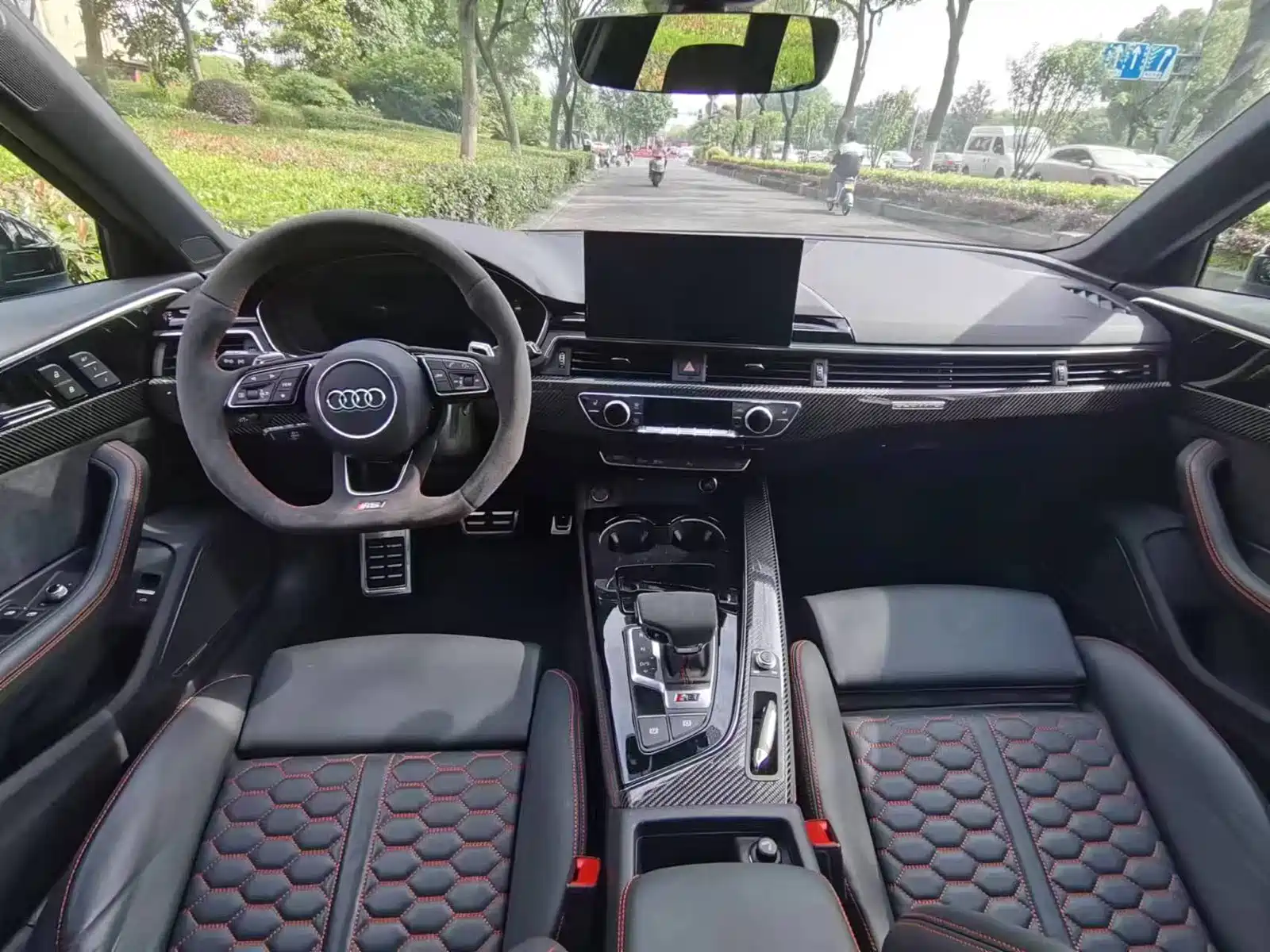 Фото 5 - Audi RS 4