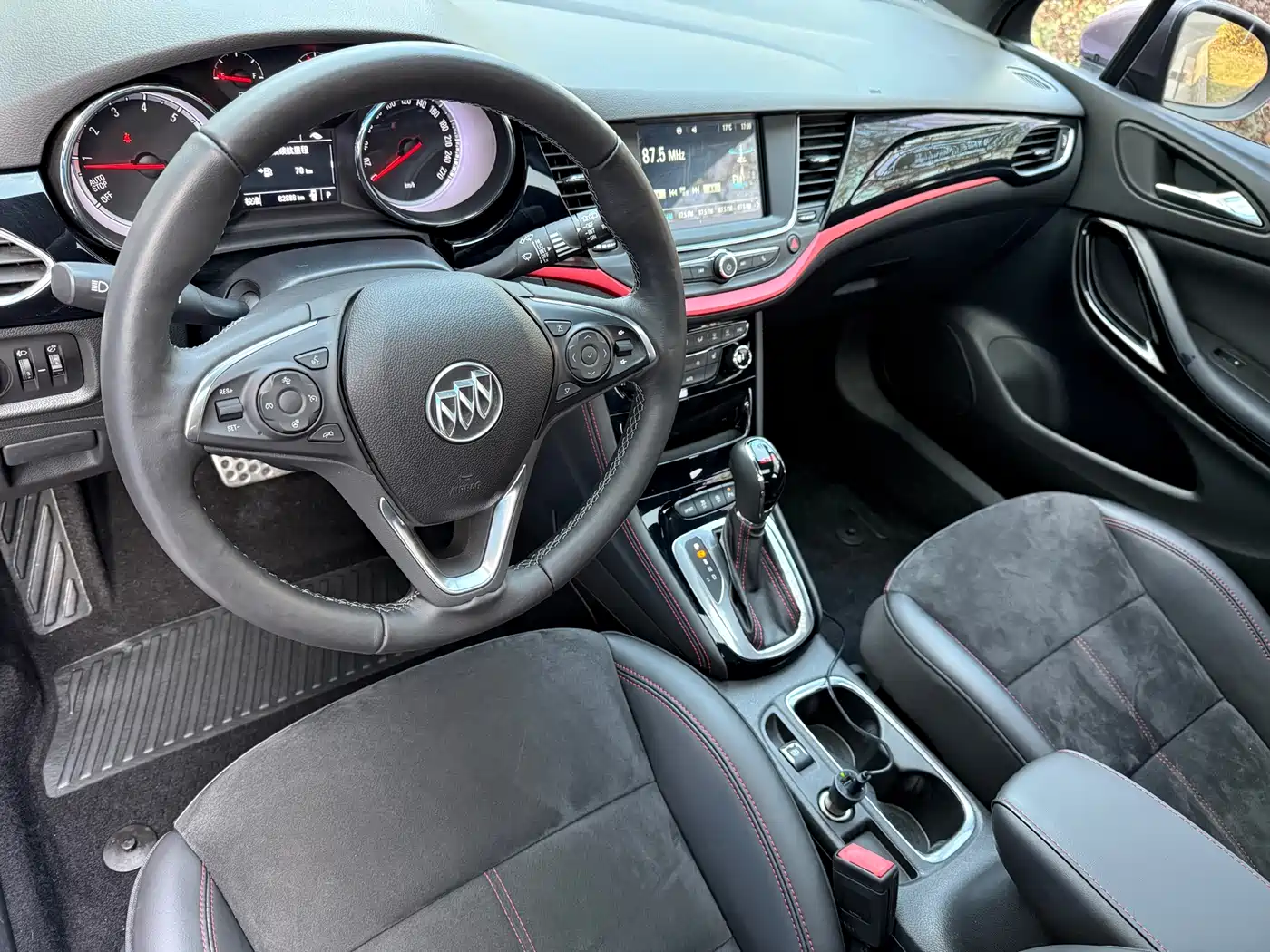 Buick Verano 2016 Hatchback GS 20T DCT Passion Sport фото 9