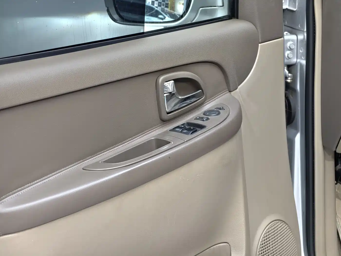 Buick GL8 2014 2.4L Classic Edition фото 12