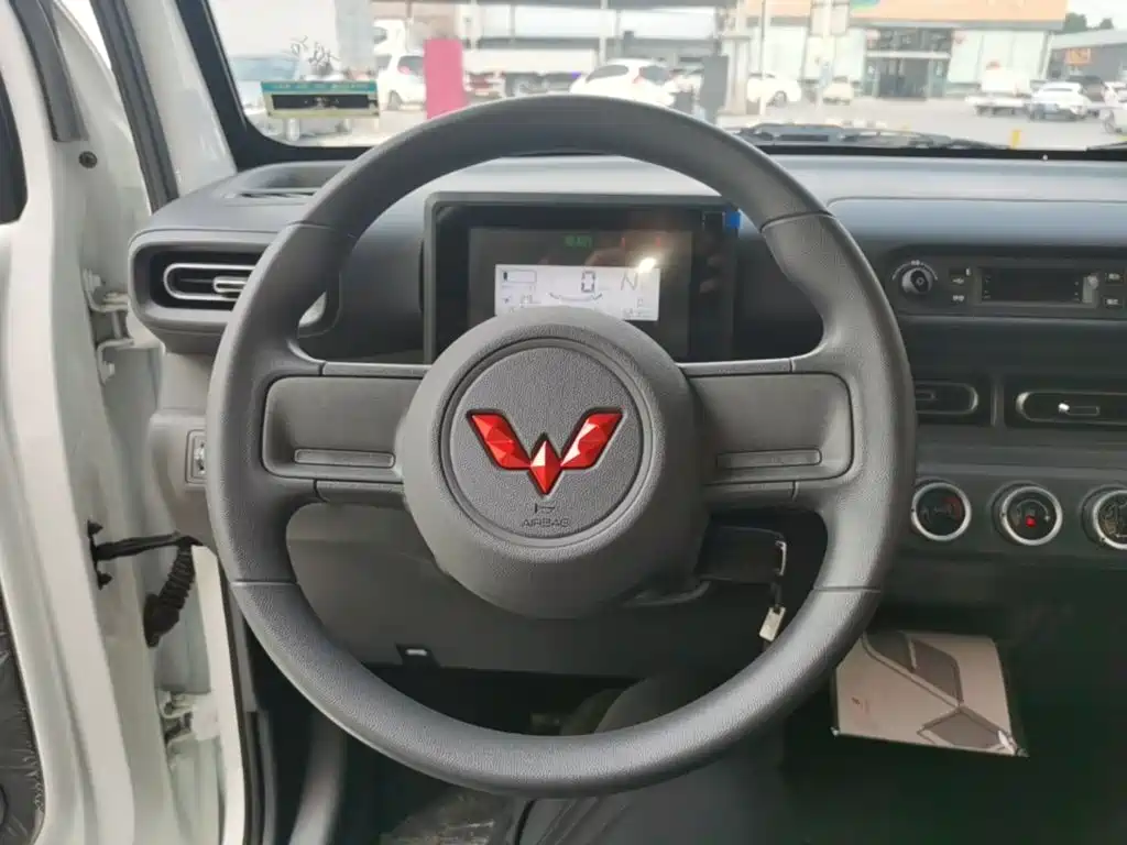 Wuling Motors Wuling Zhiguang NEV 2026 2025 Standard Version