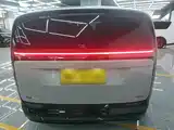 Фото 6 - Li Auto MEGA
