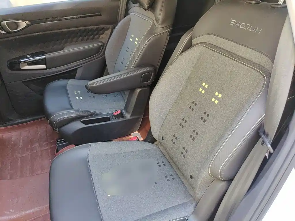 Baojun RM-5 2020 2019 1.5L CVT 24-hour Online Elite 6-seater