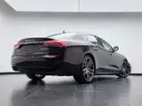 Photo 14 - Maserati Quattroporte
